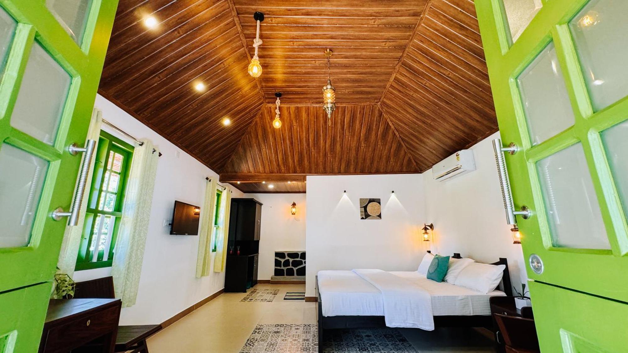 Calm Shack - 2 Bedroom-Boutique Farm Stay Муннар Экстерьер фото