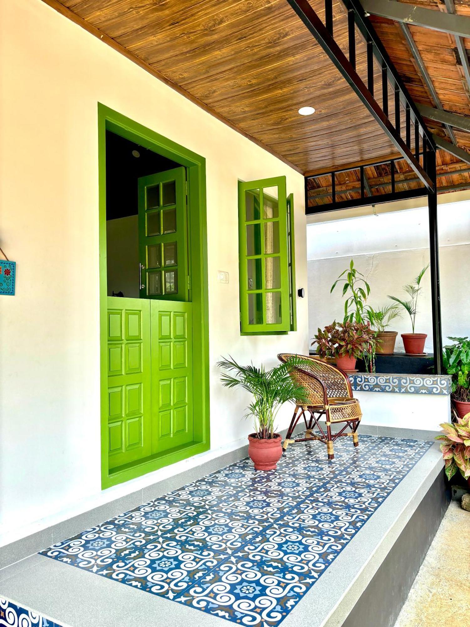 Calm Shack - 2 Bedroom-Boutique Farm Stay Муннар Экстерьер фото