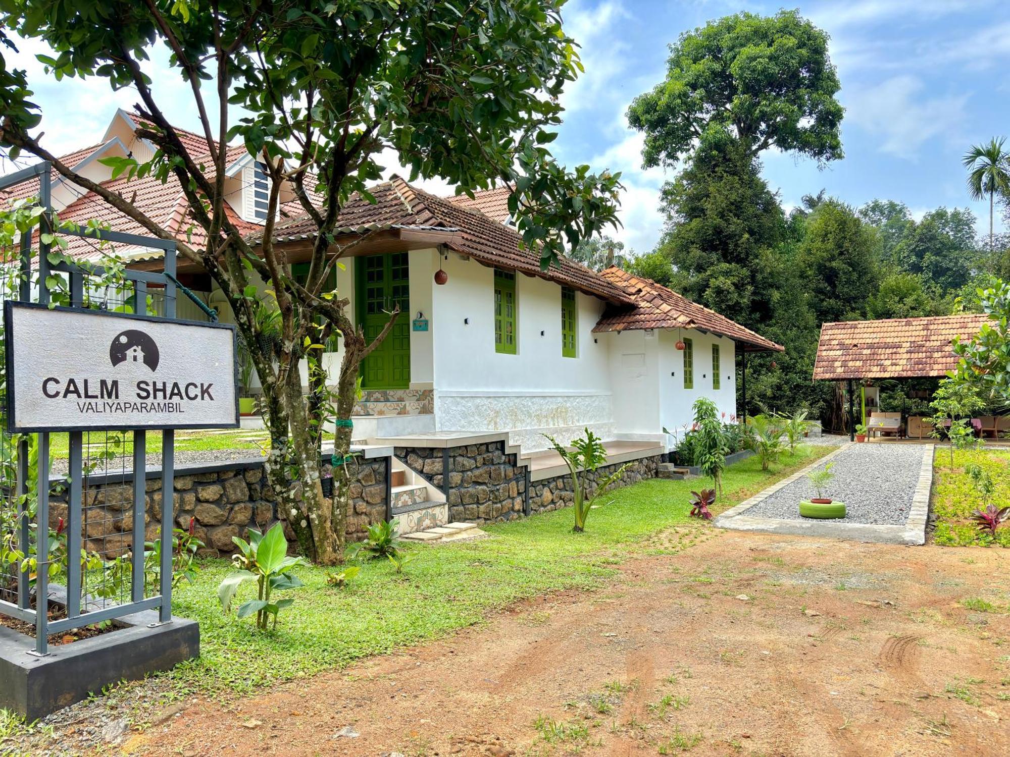 Calm Shack - 2 Bedroom-Boutique Farm Stay Муннар Экстерьер фото